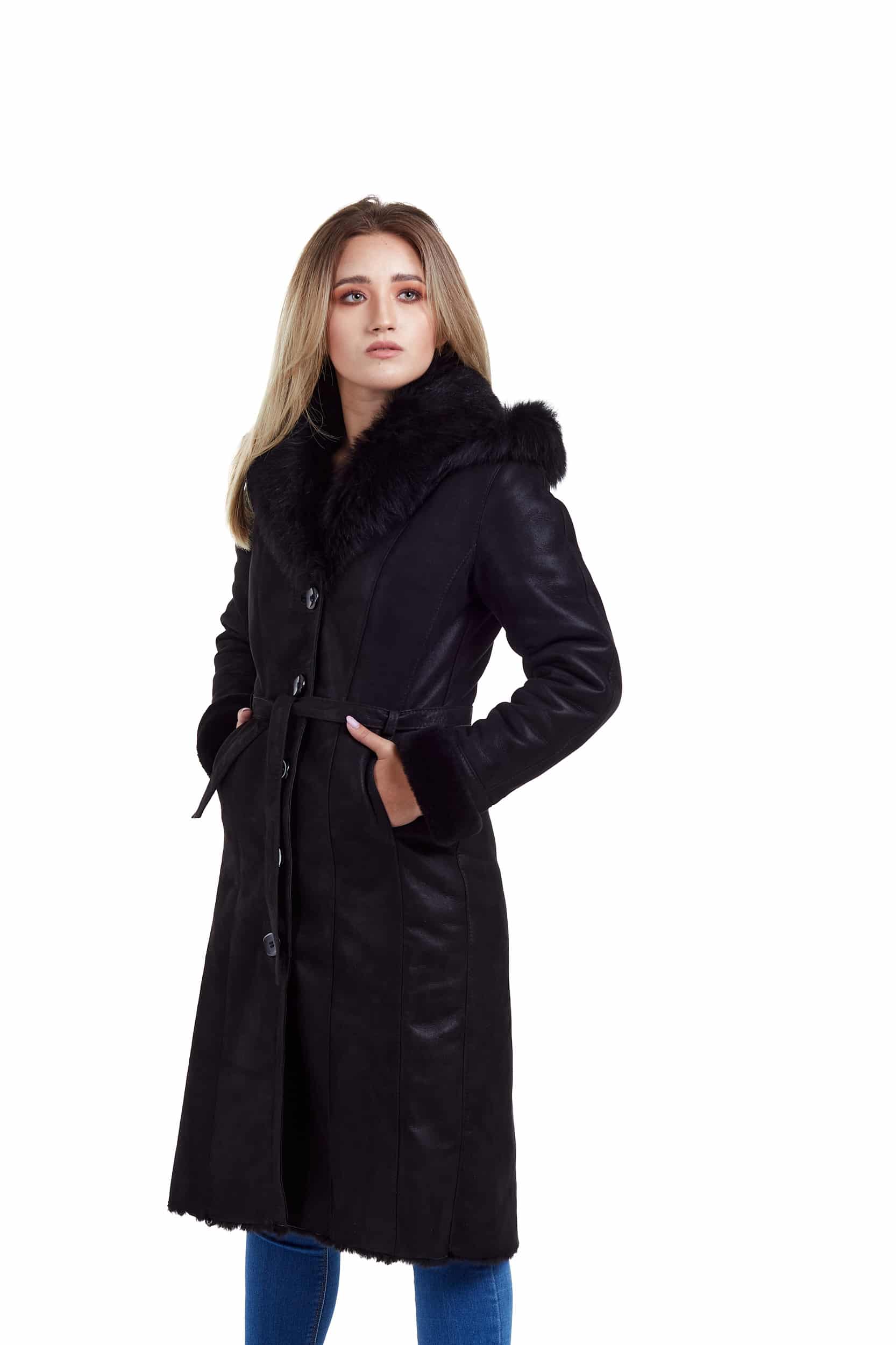 Haina de blana pentru femei negru cod 20 , haina de blana lunga